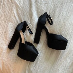 Just Fab Black Platform High Heels
